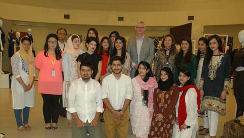 انسٹیٹیوٹ آ ف فیشن اینڈ  ڈیزائن کے زیر اہتمام تقریب