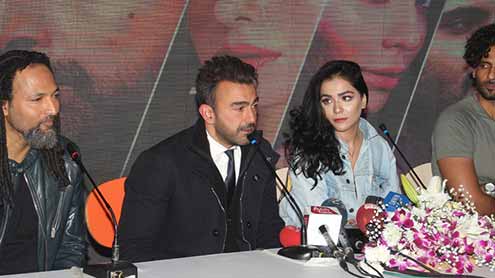  شان کی ساتھی فنکاروں کیساتھ ارتھ 2کی تشہیری مہم کا آغاز 