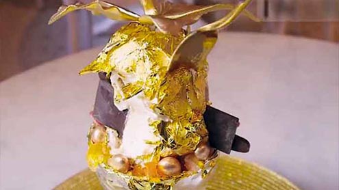 چو بیس قیراط سونے کے  ورق میں لپٹی آئس کریم