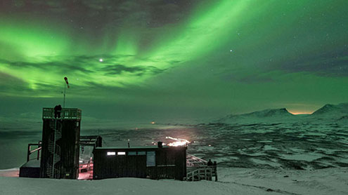  فن لینڈ کے آسمان پر انوکھے  رنگوں کا خوبصورت نظارہ