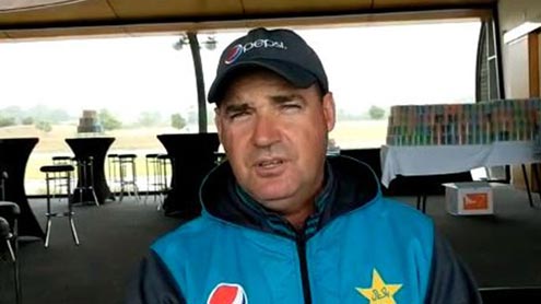 مکی آرتھر نے کلین سوئپ کا ملبہ ٹاپ آرڈر بیٹنگ پر ڈال دیا