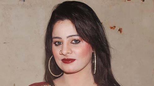 آفرین پری کی شالیمار تھیٹر انتظامیہ کیساتھ 6 ماہ بعد ناراضگی ختم