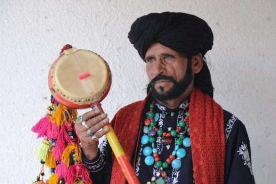 گلوکار سائیں ظہور کے نام پر  نوسربازوں کا لاکھوں روپے کا فراڈ