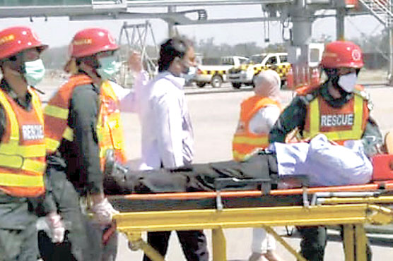 سیالکوٹ ایئر پورٹ پر جہاز کو لگی آگ پر قابو پانے کی مشق 