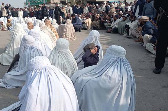 لکی مروت میں پہلی بارخواتین کااحتجاج،بل نذرآتش