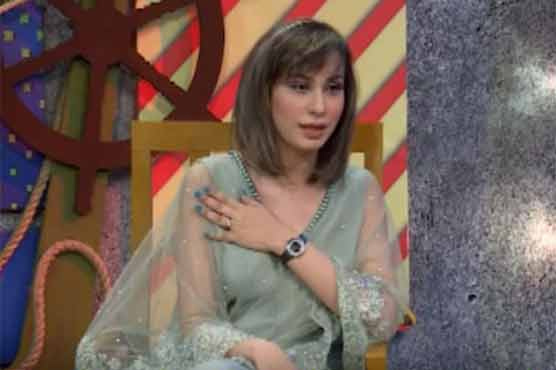 شوہر نے پابندی نہیں لگائی ،خود شوبز سے دور ہوں:دیدار