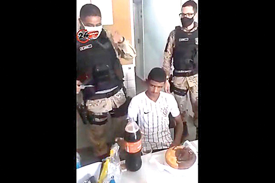 پولیس والوں نے چور کی سالگرہ تھانے میں ‘جبراً’ منائی