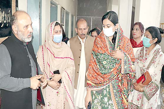 صوبائی وزیر سوشل ویلفیئر کا  سیالکوٹ میں مختلف اداروں کا دورہ