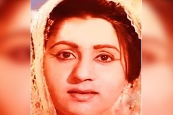 عارفہ صدیقی کی والدہ سینئر  اداکارہ طلعت صدیقی کا انتقال 