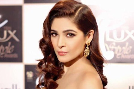 عائشہ عمر نے بھی گال گدوت  کو کھری کھری سنادیں 