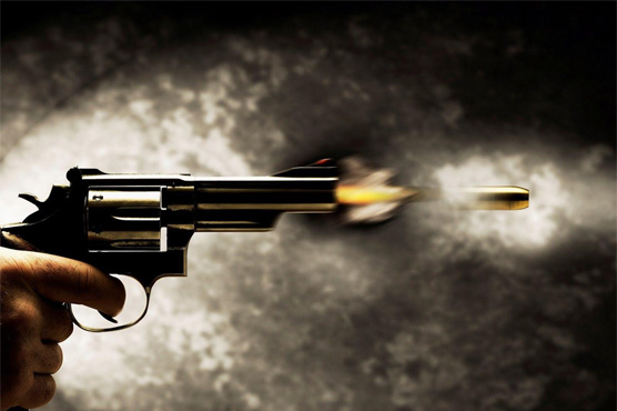 مٹی چوری کے ملزموں کی محکمہ انہار کے ملازم پر فائرنگ 