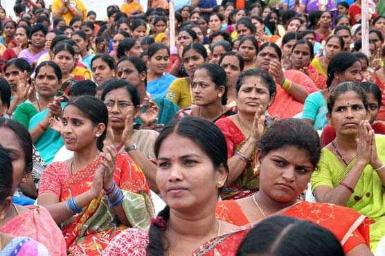 بھارت:پہلی مرتبہ خواتین  کی تعداد مردوں سے زیادہ
