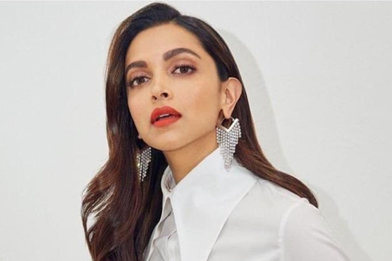 گہرائیاں میں بولڈ مناظر پر والدین کو فخر ہوا:دیپیکاپڈوکون