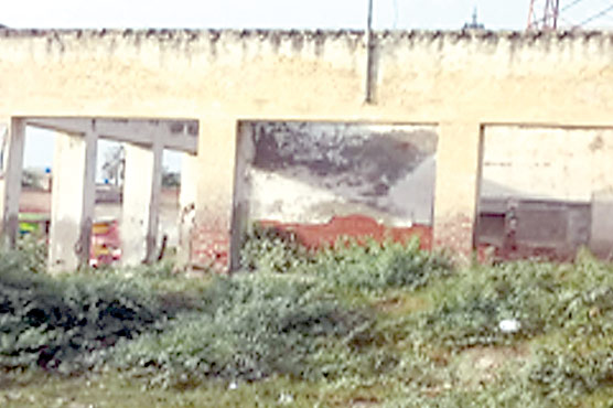 علی پور چٹھہ:135سال قدیم ریلوے سٹیشن کھنڈر بن گیا 