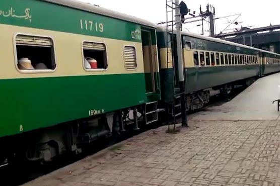 لاہور آنیوالی ٹرینیں 8گھنٹے 20منٹ تک تاخیر کاشکار 