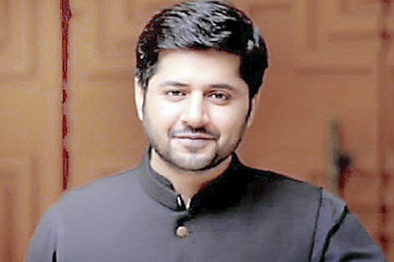 عمران اشرف کو مداحوں نے  پاکستان کا سلمان خان قرار دے دیا 