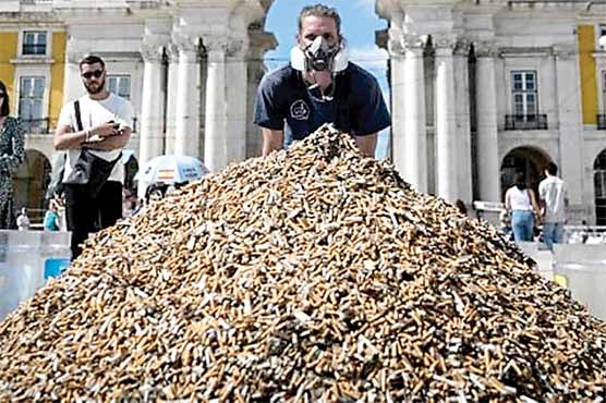  سگریٹ کے 6 لاکھ ٹوٹوں سے عوام کو شعوردینے کی کوشش 