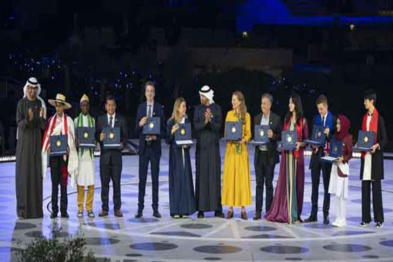 دبئی:پاکستانی سکول  نے عالمی ایوارڈ جیت لیا