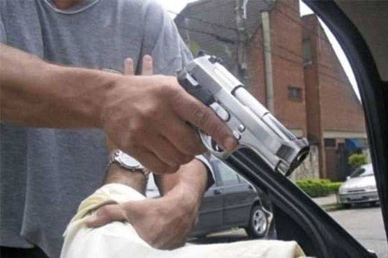 وارداتیں ،شہری 13موٹرسائیکلوں ، نقدی، زیور سے محروم