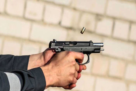 سابق انسپکٹر پولیس کے بیٹوں  کی فائرنگ ،علاقے میں خوف