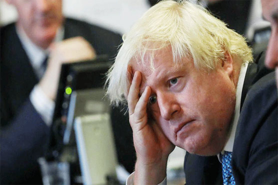 کورونا انکوائری،سابق  برطانوی  وزیر  اعظم سے  سخت  سوالات،آنکھوں  میں  آنسو