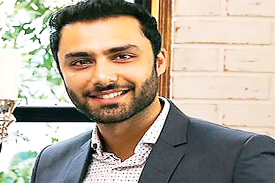 یمنیٰ کیساتھ تعلقات کی افواہوں  کا برا نہیں مناؤں گا:احمد علی اکبر