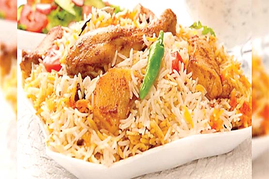  چکن کے بغیر بریانی دینے پر گاہک کا ریستوران پر مقدمہ 