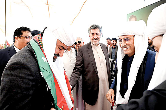 پاکستان:-سرفراز بگٹی پیپلز پارٹی میں شامل، بلوچستان کو پہلے سے 10 گنا ...
