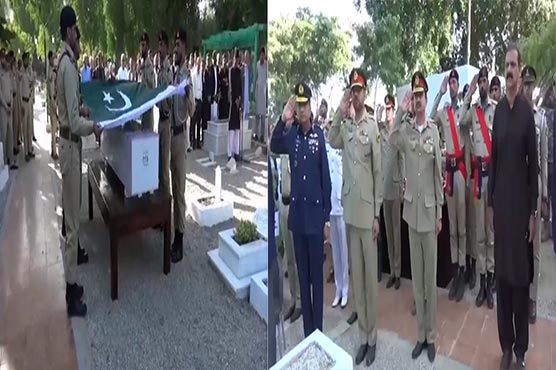 کراچی:پرویز  مشرف  فوجی  اعزاز  کیساتھ  سپرد   خاک:نماز  جنازہ  میں  جنرل  ساحر   سمیت  ہزاروں  افراد  کی   شرکت