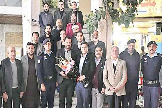 سی ڈی اے سپر مارکیٹ کے مسائل حل کرے ، احسن بختاوری 