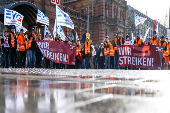 جرمنی :ملازمین کی ہڑتال،ٹرانسپورٹ کا شعبہ مکمل بند