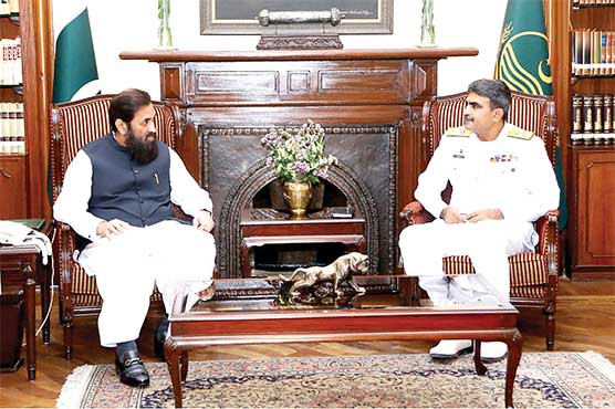 پاکستان:-گورنر پنجاب سے نیوی سٹیشن کمانڈر لاہور کموڈور ساجد حسین کی ملاقات