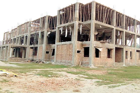 یونیورسٹی آف حافظ آباد کی تعمیر 3 سال بعد بھی نامکمل 