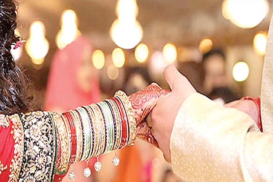 یو اے ای،دوران پرواز شادی کیلئے جہاز کرائے پر لے لیا