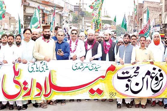 سیالکوٹ روڈ جگنہ پر سالانہ فروغ امن و محبت رسول میلاد ریلی 