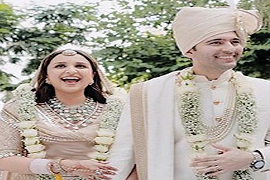  اس دن کا بہت انتظار تھا ،پرینیتی شادی کے بندھن میں بندھ گئیں