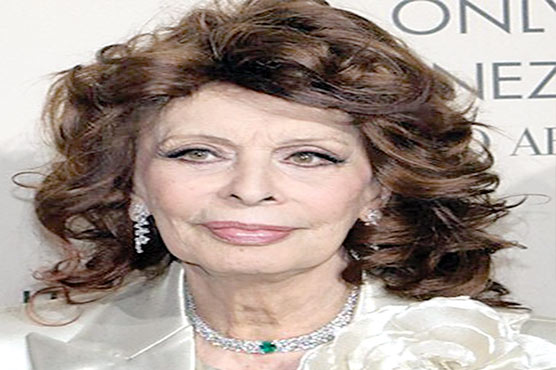  آسکر ایواڈ یافتہ اداکارہ صوفیہ لورین گھر میں گر کر زخمی ہوگئیں