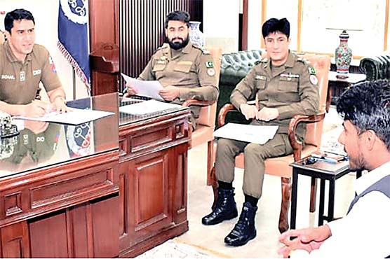 پولیس بھرتی ڈسٹرکٹ ملتان  کے امیدواروں کے انٹر ویو 