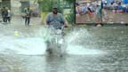 لاہور میں 7گھنٹے لگاتار بارش،سیلابی صورتحال،ہسپتالوں میں بھی پانی داخل،پنجاب حکومت متحرک،بیشتر علاقے کلیئر