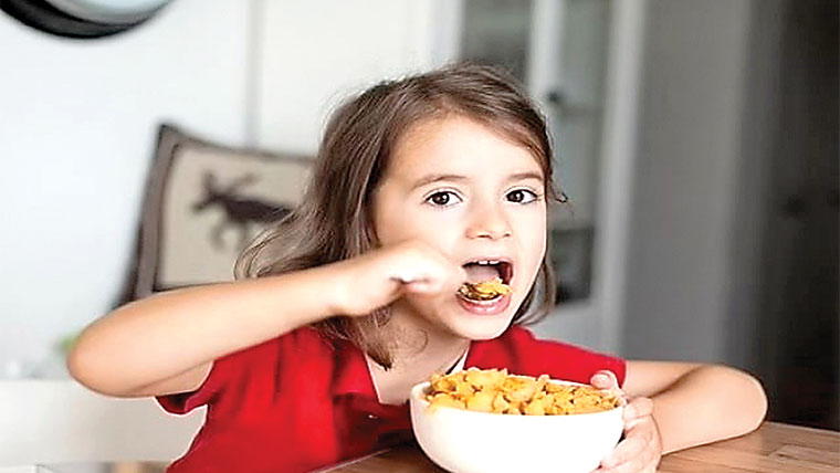 ناشتے نہ کرنے والے بچے اکثر ناخوش رہتے ہیں:تحقیق