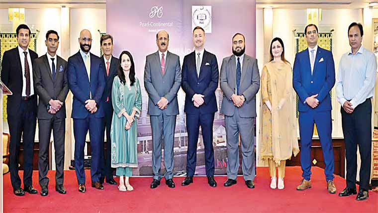  پرل کانٹی نینٹل ہوٹل اور فاؤنڈیشن  یونیورسٹی میں شراکت داری