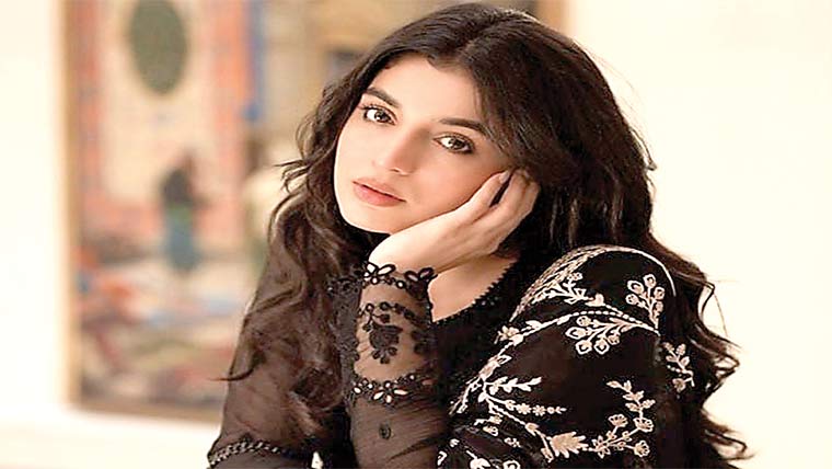  والد اور دادا میرے شوبز میں آنے کیخلاف تھے :لائبہ خان