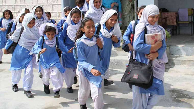 شیڈول تبدیل ،سکولوں میں موسم سرما  کی چھٹیاں 23دسمبر سے شروع ہونگی 