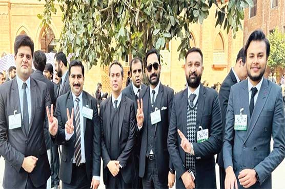 وکلا رہنمائوں کی لاہور ہائیکورٹ بار  کے نومنتخب سیکرٹری سے ملاقات 