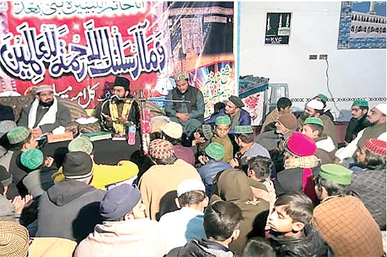 جامع مسجد نور مدینہ بھابڑہ میں  تاجدار صداقت کانفرنس کا انعقاد 