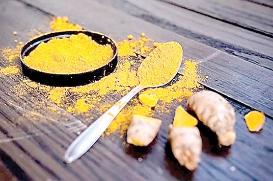 نہار منہ ہلدی کا پانی پینے کے صحت پر 10حیران کُن فوائد