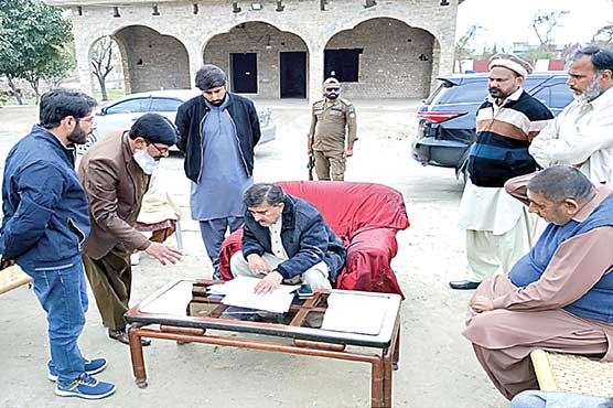 نگہبان رمضان پیکیج کے تحت مفت راشن کی پیکنگ جاری