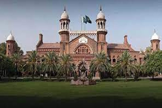 مقدمات کی سماعت رکوانے کا سخت نوٹس،عدالتوں کو ہر صورت سکیورٹی فراہم کی جائے:لاہور ہائیکورٹ کا وزیرداخلہ پنجاب کو مراسلہ