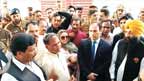 صوبائی وزیر اقلیتی امور کا مجاہد کالونی میں متاثرہ گھر کا دورہ 