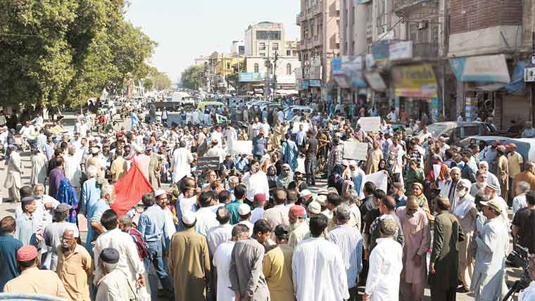 بلدیاتی ملازمین واجبات کی عدم ادائیگی پر سراپا احتجاج 